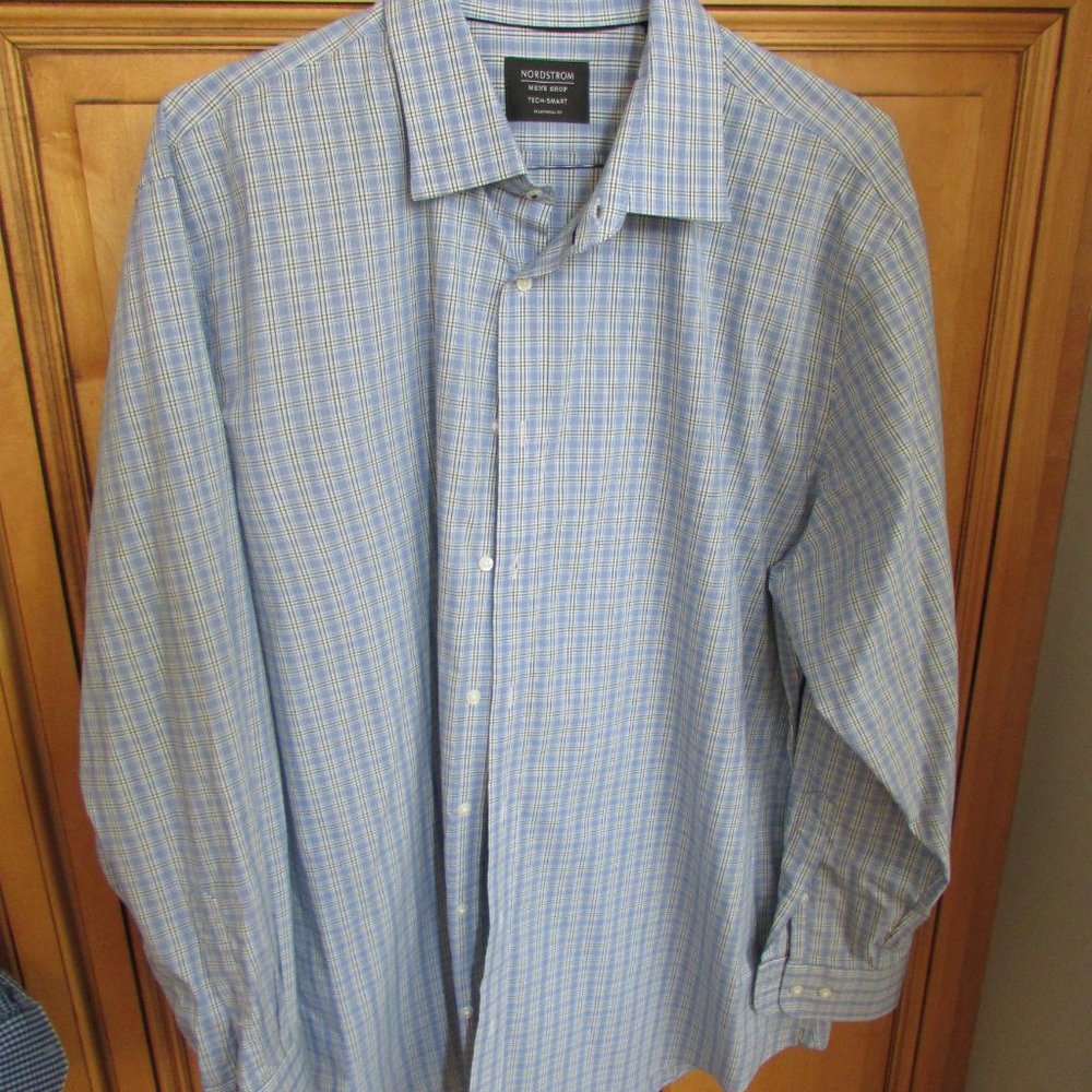 Nordstrom Men's Casual Dress Shirt Sz 17-1/2 45/35 Sleeve Blue Plaid Full Fit